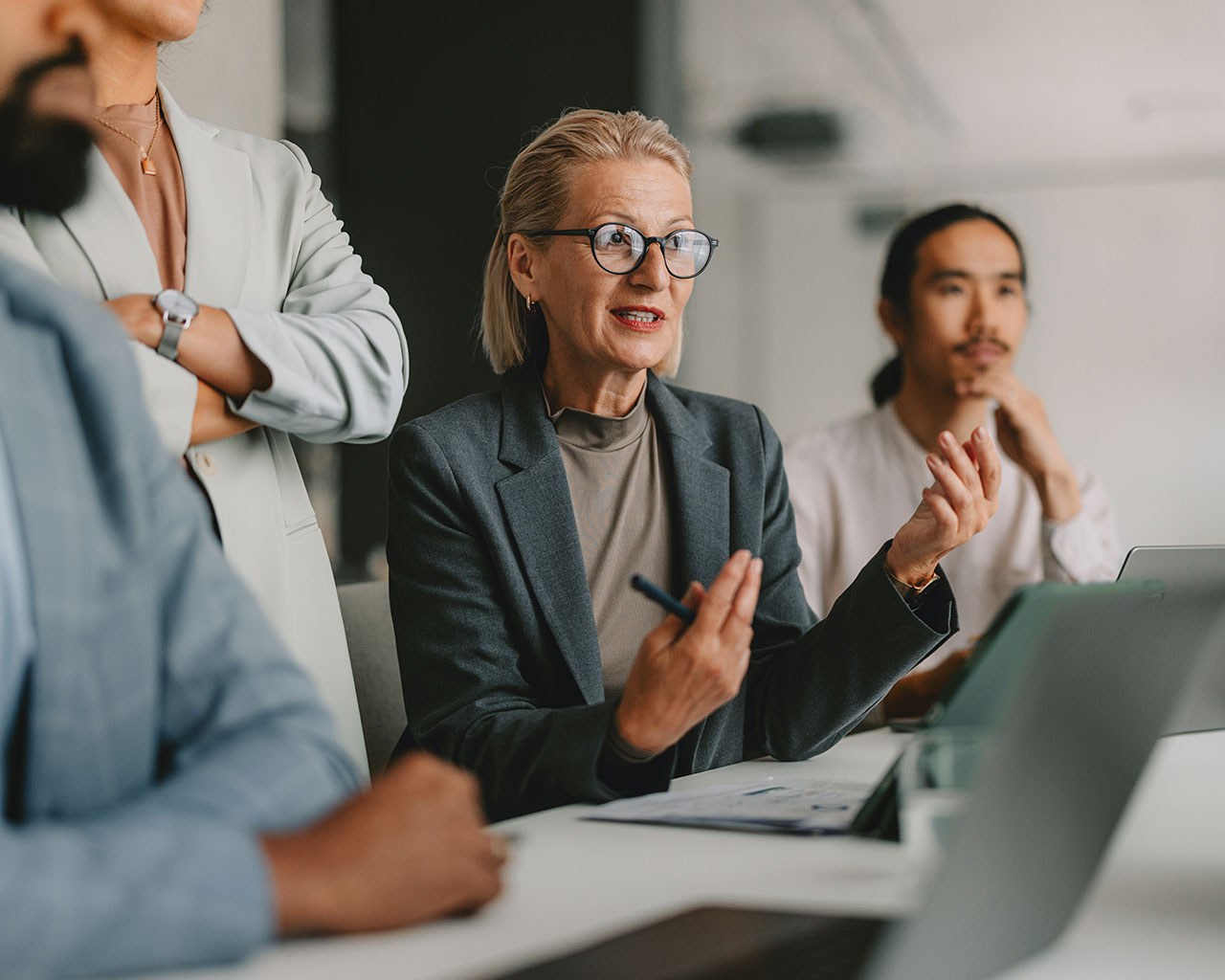 OWI blog hero business woman